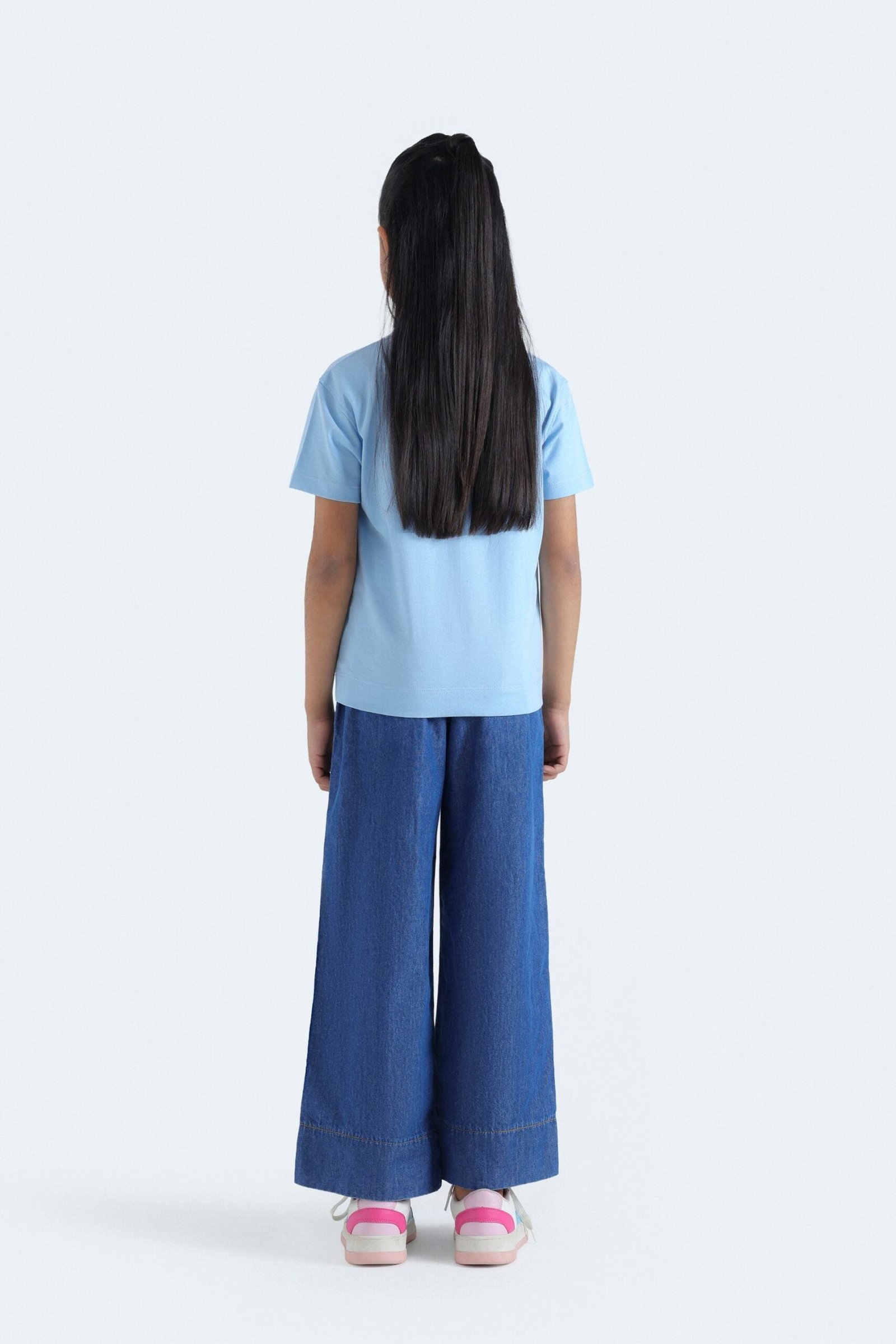 Cropped Character Graphic T-Shirt - Image 6