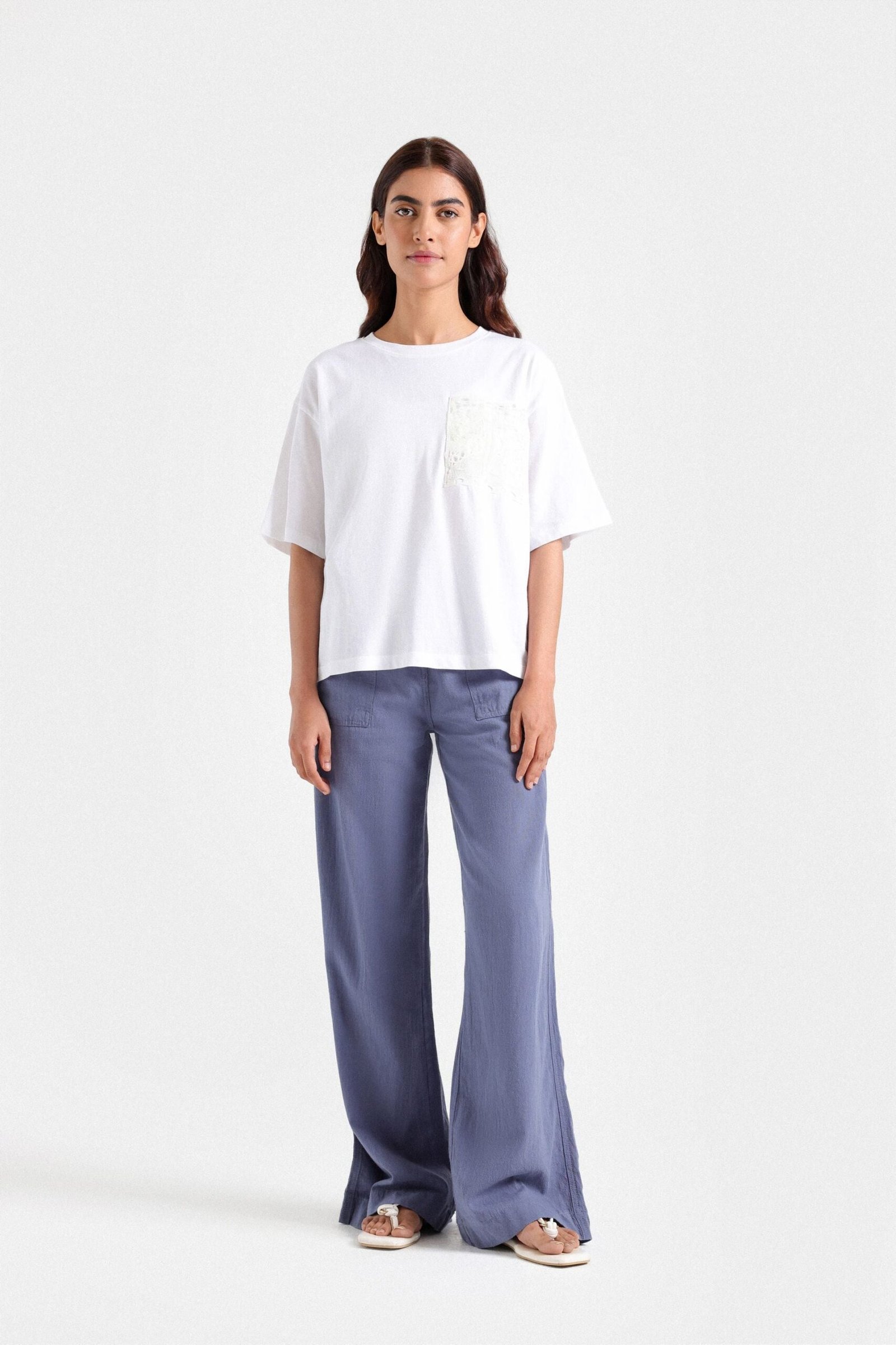 Cropped T-shirt with Crochet Pocket
