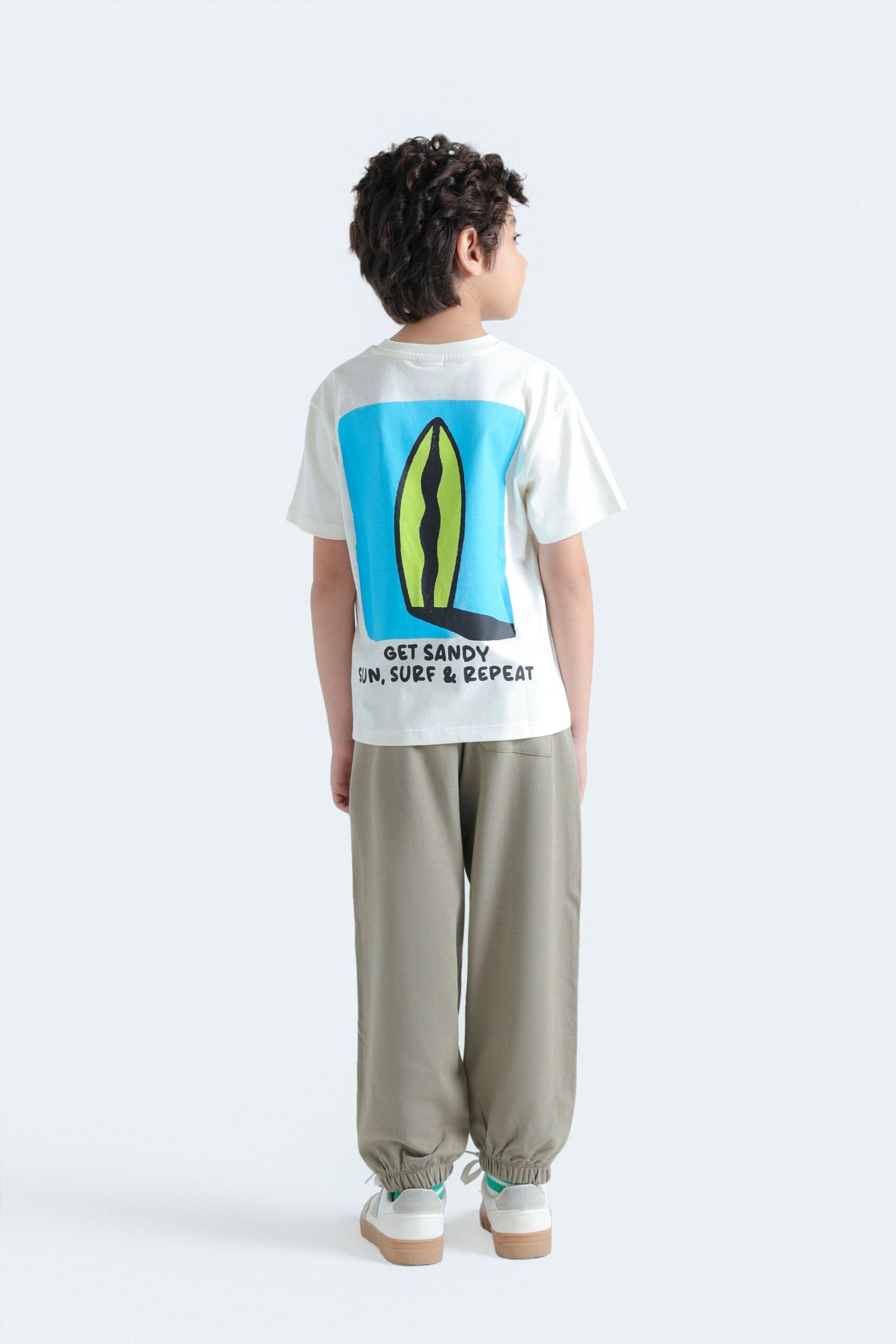 Tropical Graphic T-Shirt - Image 5