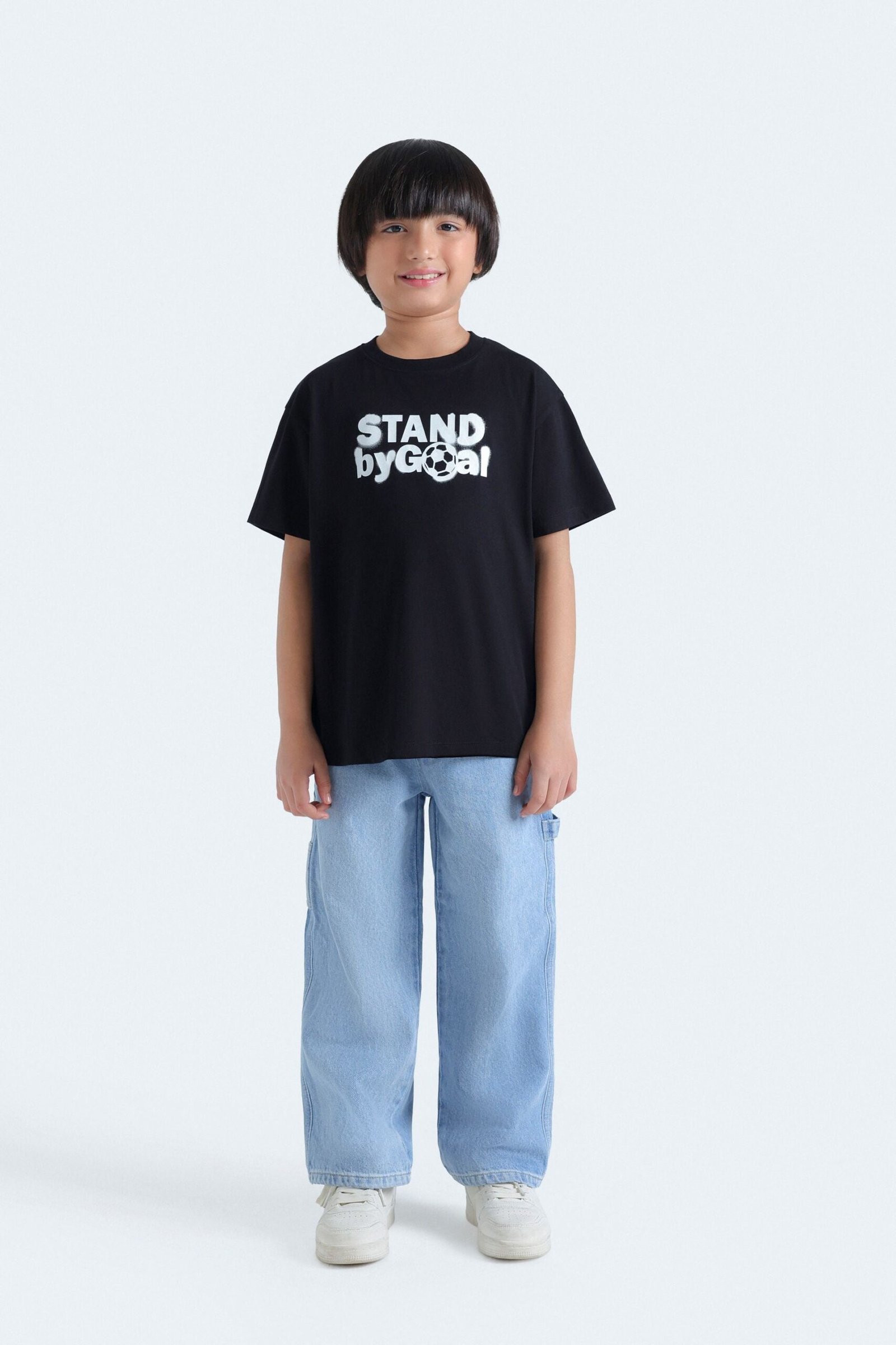 Sporty Graphic T-Shirt - Image 4