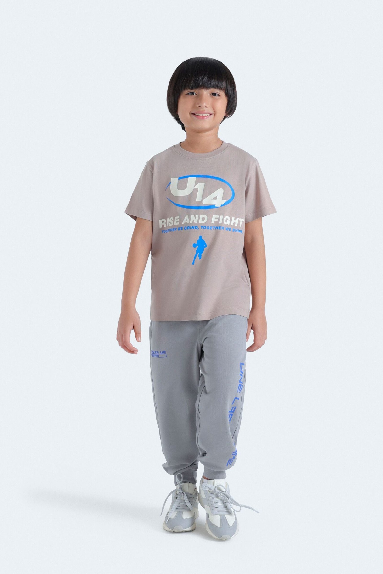 Sporty Graphic T-Shirt - Image 6