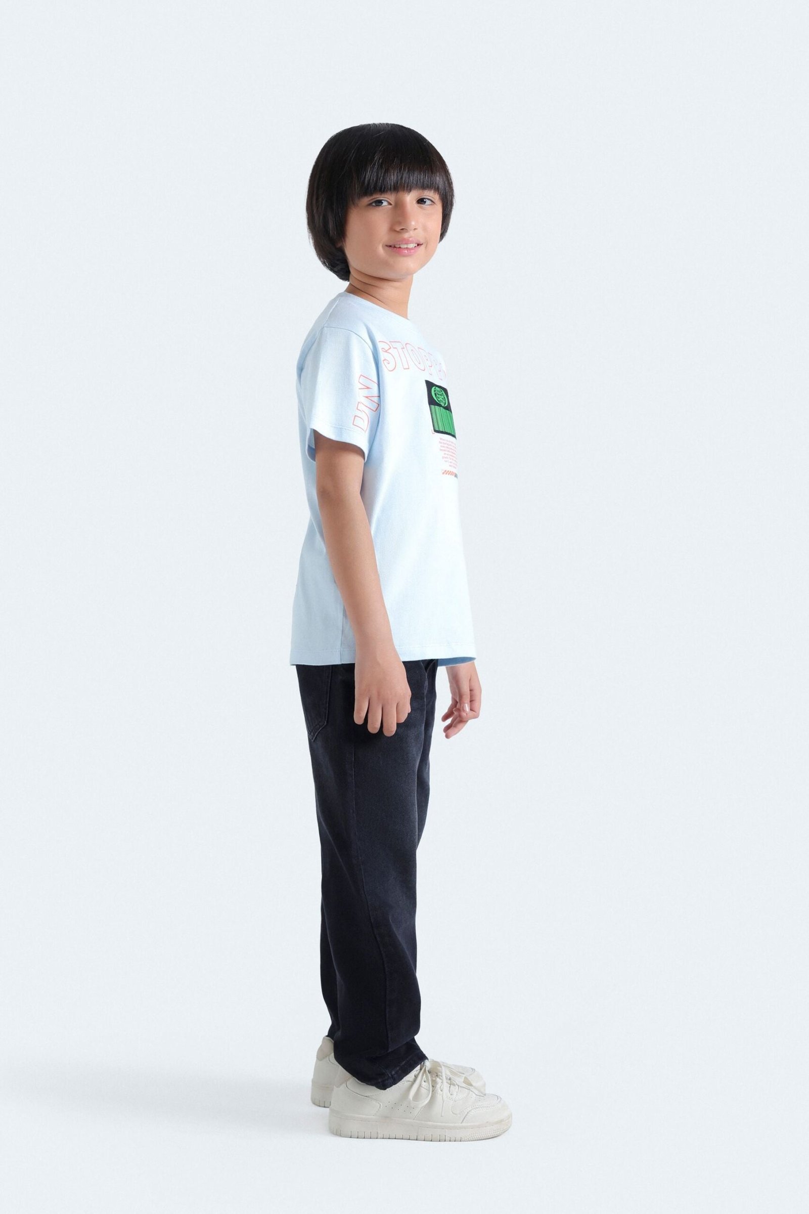 Unstoppable Slogan Print T-Shirt - Image 6