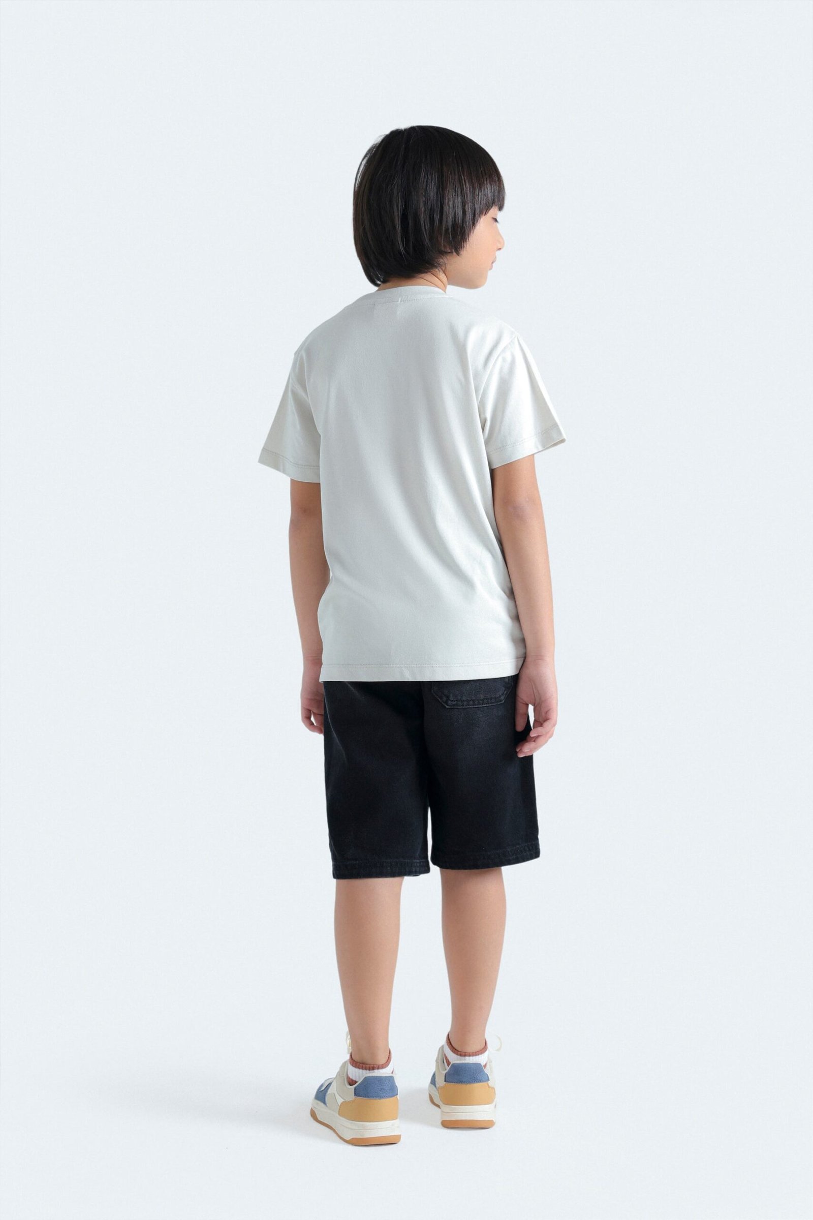 Sporty Graphic T-Shirt - Image 6