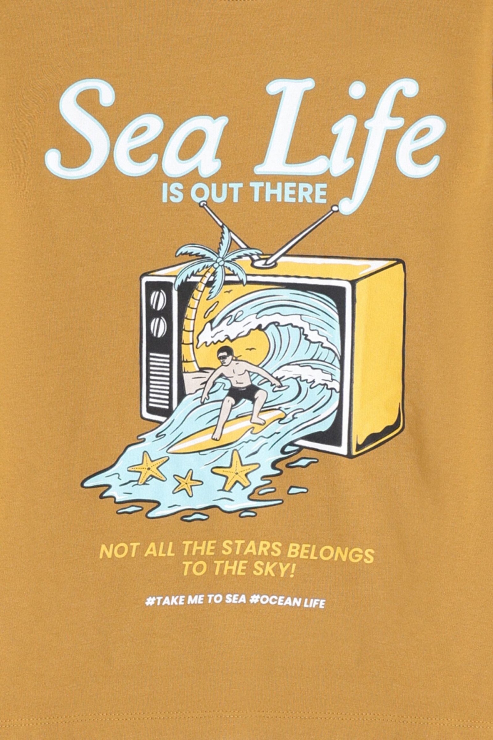 Sea-Life Graphic T-Shirt - Image 2