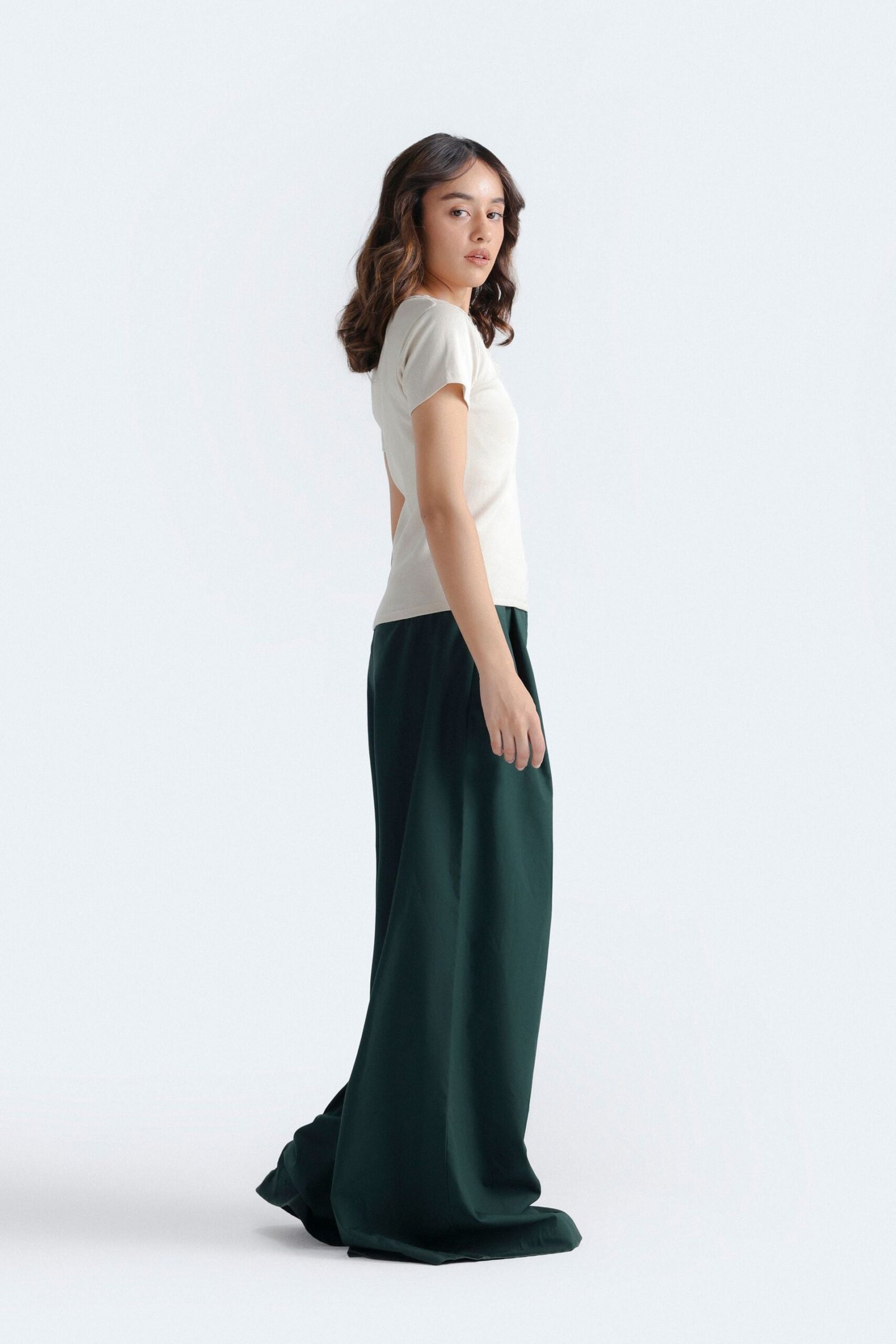 Cropped T-Shirt With Lace Detail - Image 3