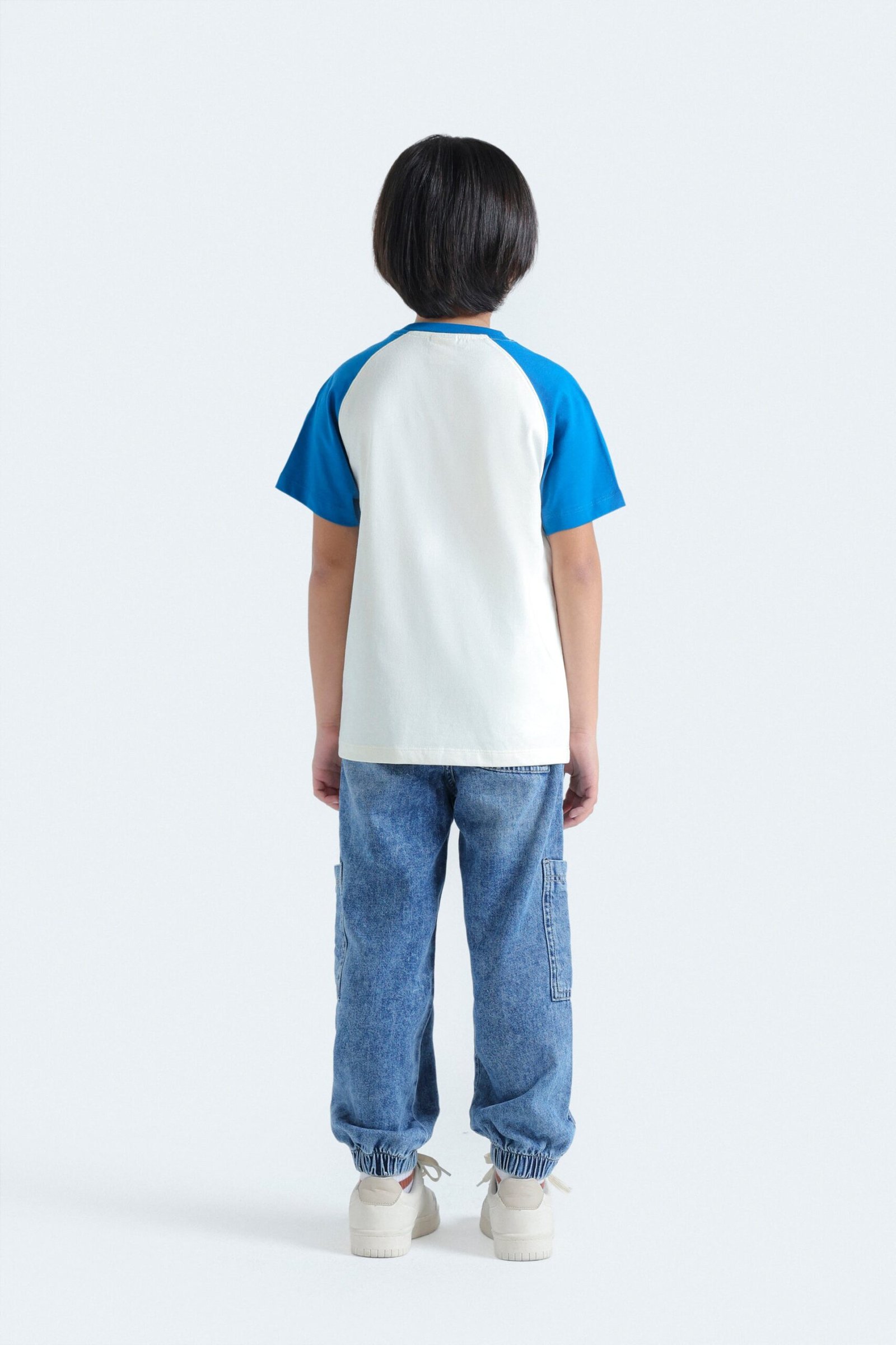 Color Block Raglan T-Shirt - Image 6