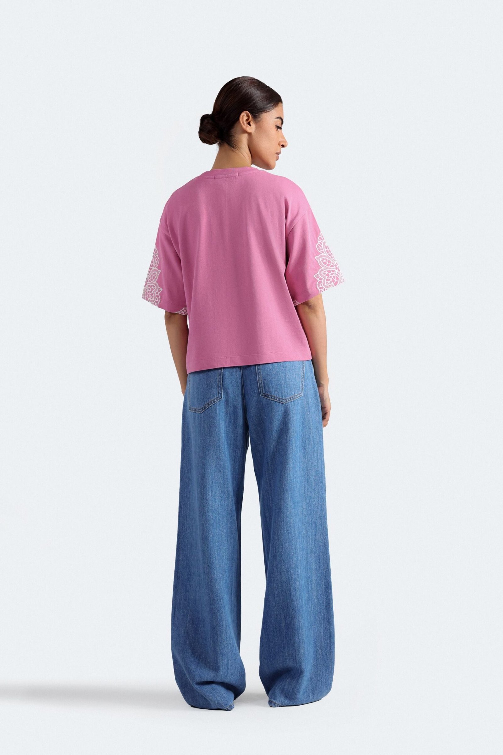 Cropped Embroidered T-Shirt - Image 4
