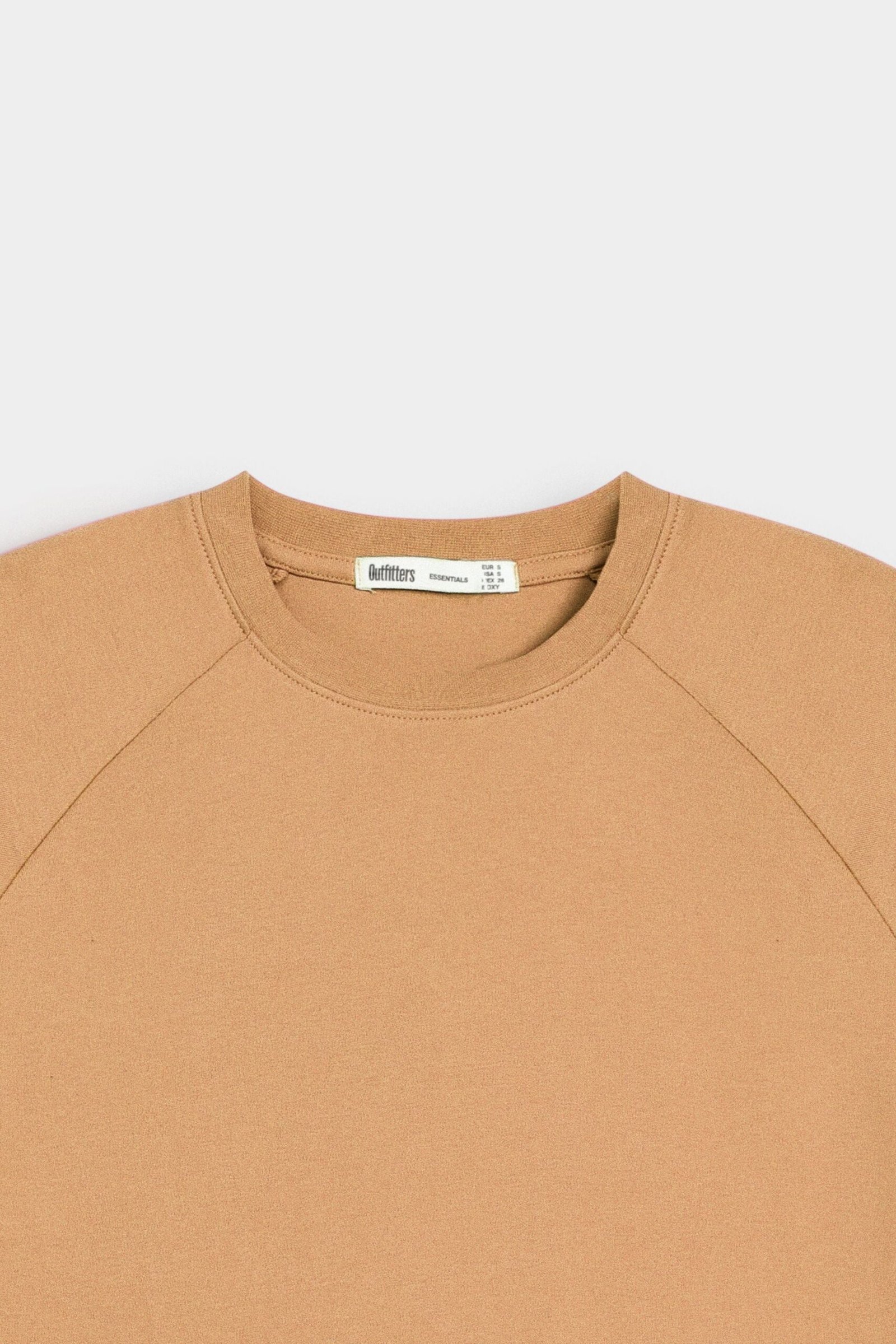 Cropped Raglan Sleeves T-Shirt - Image 8