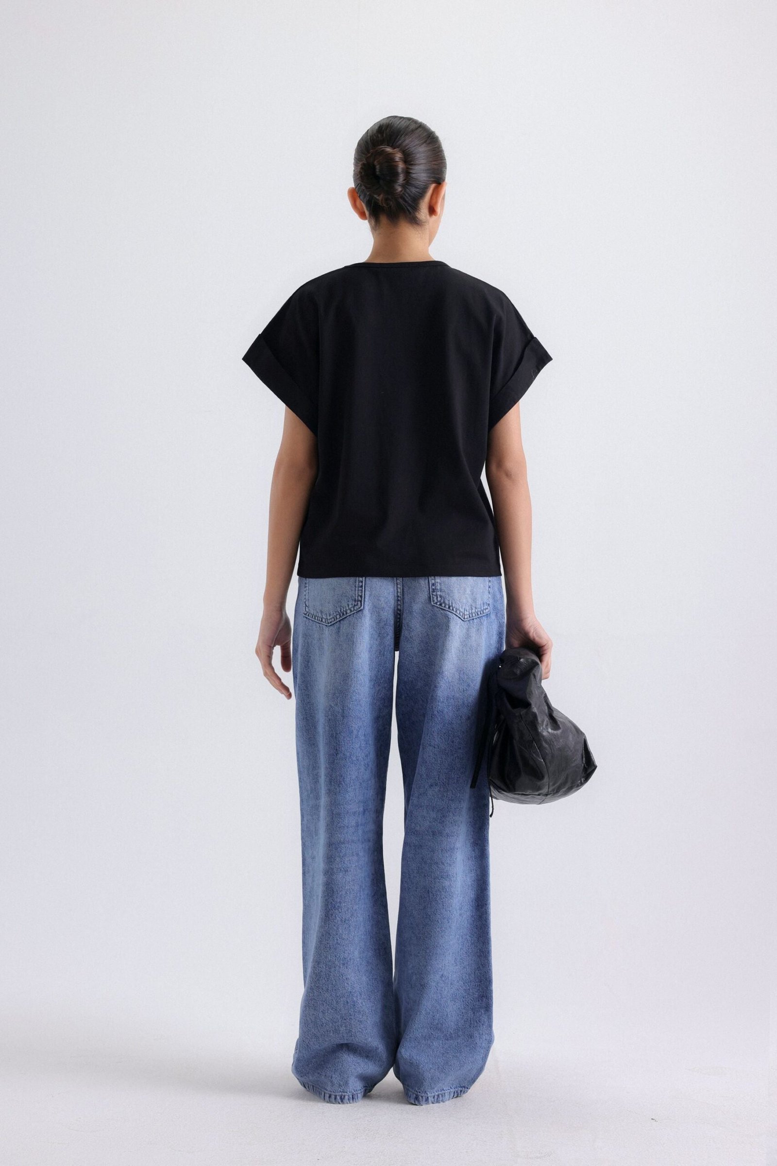 Cropped T-Shirt - Image 4