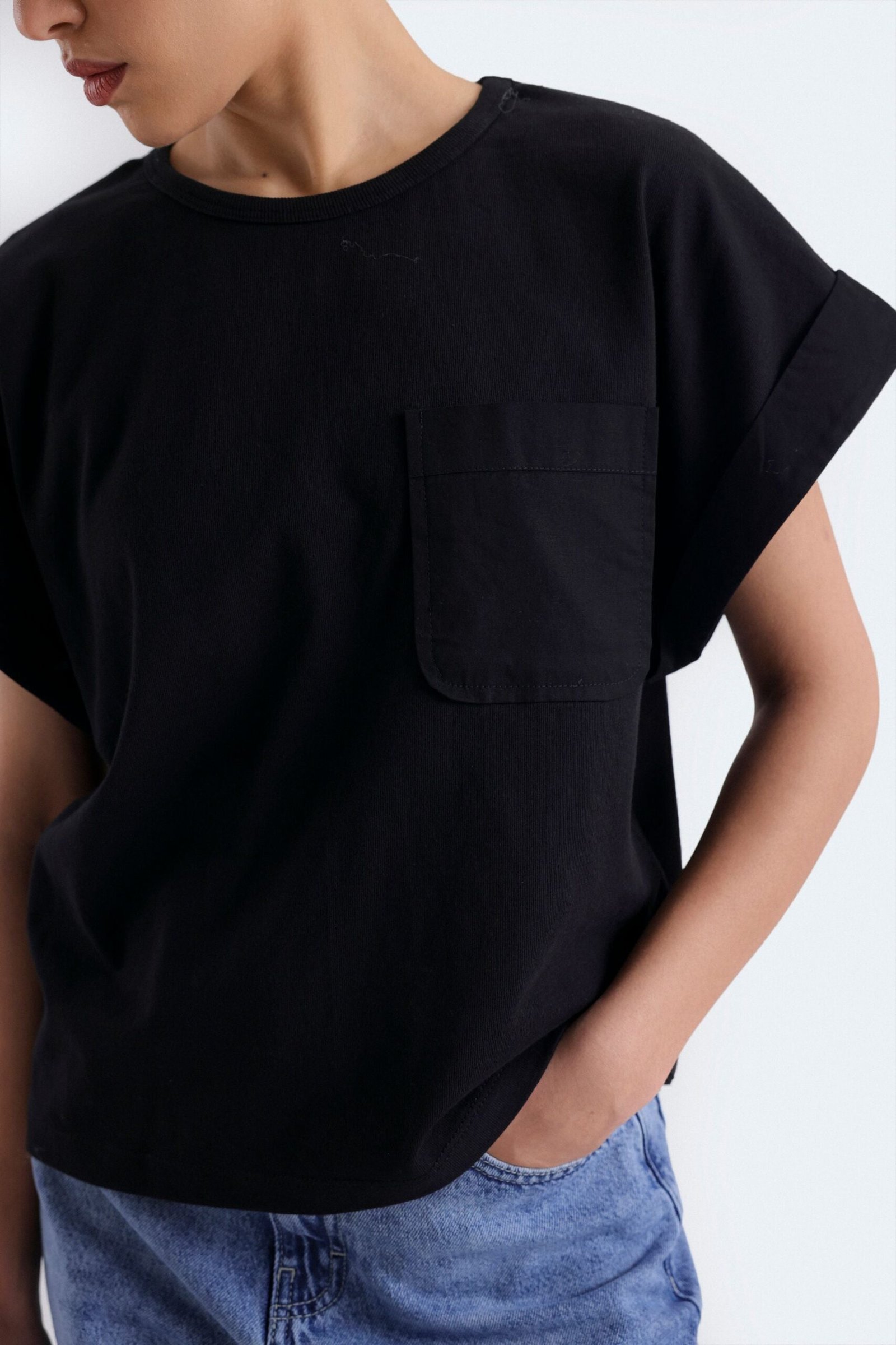 Cropped T-Shirt - Image 2