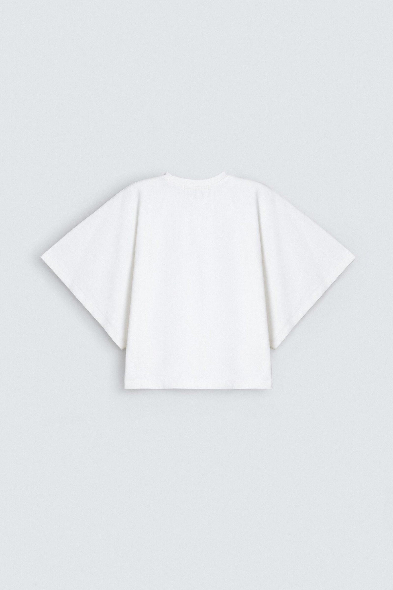 Batwing Sleeves T-Shirt - Image 7