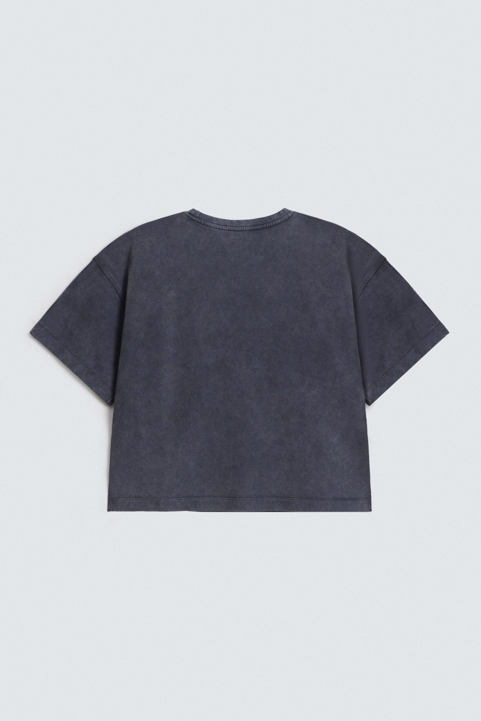 Crew Neck T-Shirt With Side Slit - Image 7