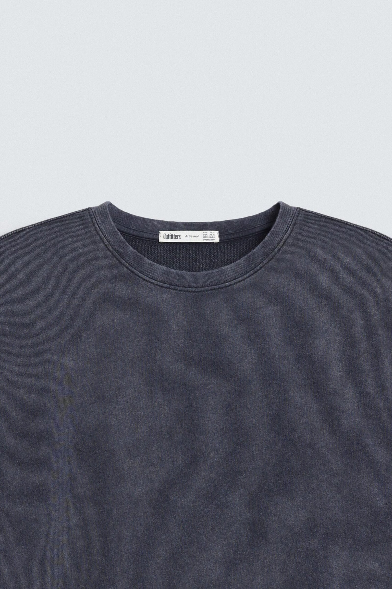 Crew Neck T-Shirt With Side Slit - Image 6