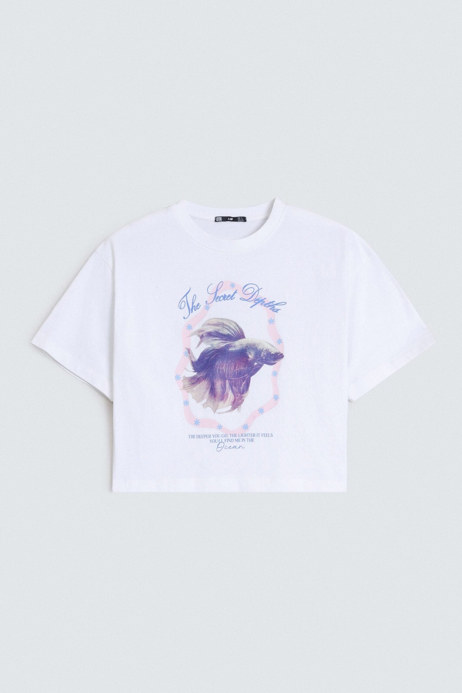 Cropped Graphic T-Shirt - Image 5