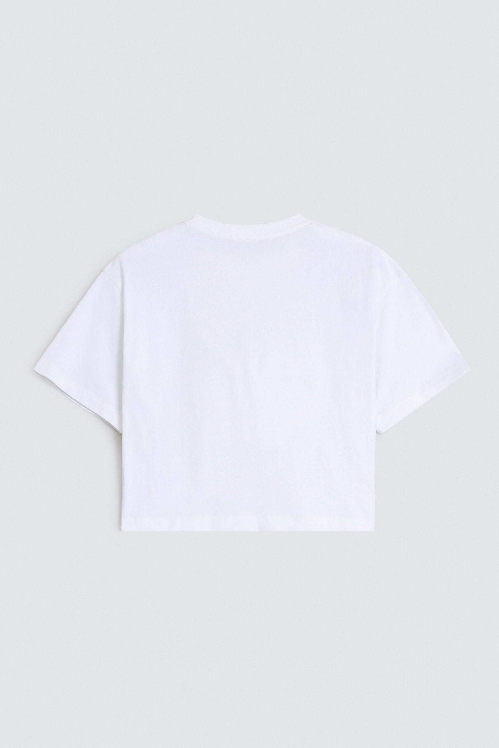 Cropped Graphic T-Shirt - Image 7