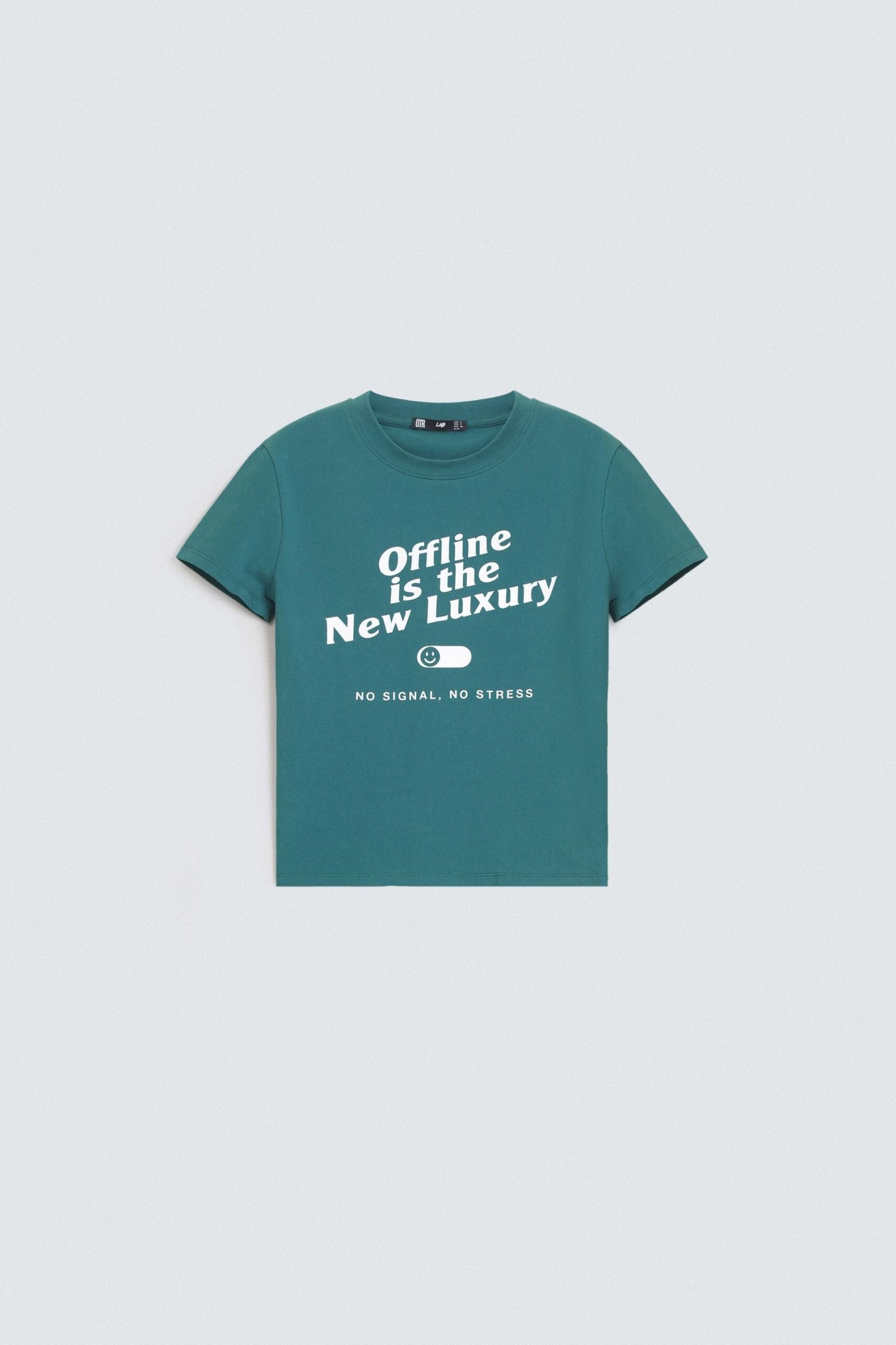 Super Cropped Slogan Print T-Shirt - Image 5
