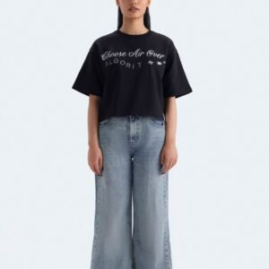 Super Cropped Slogan Print T-Shirt