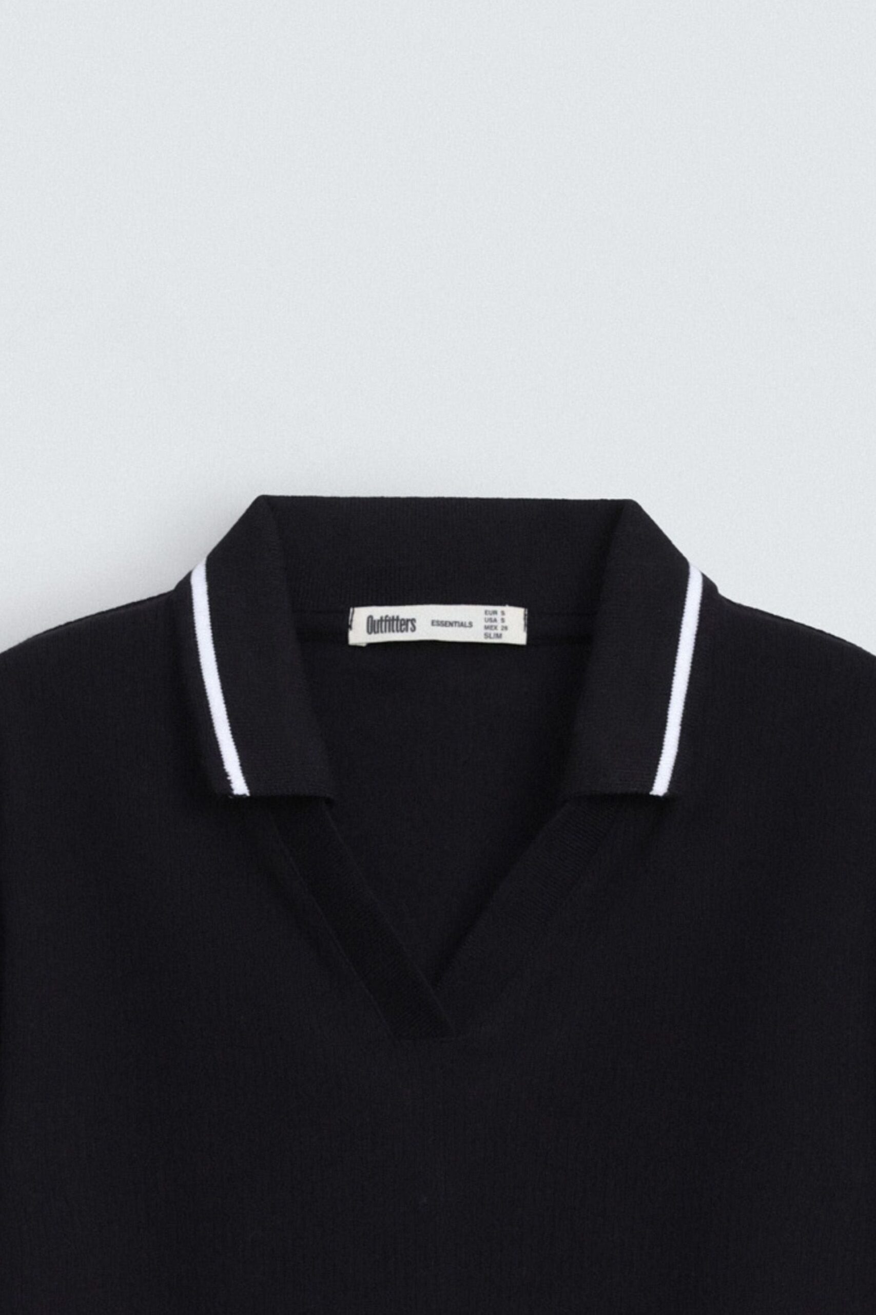Cropped Polo Shirt - Image 13