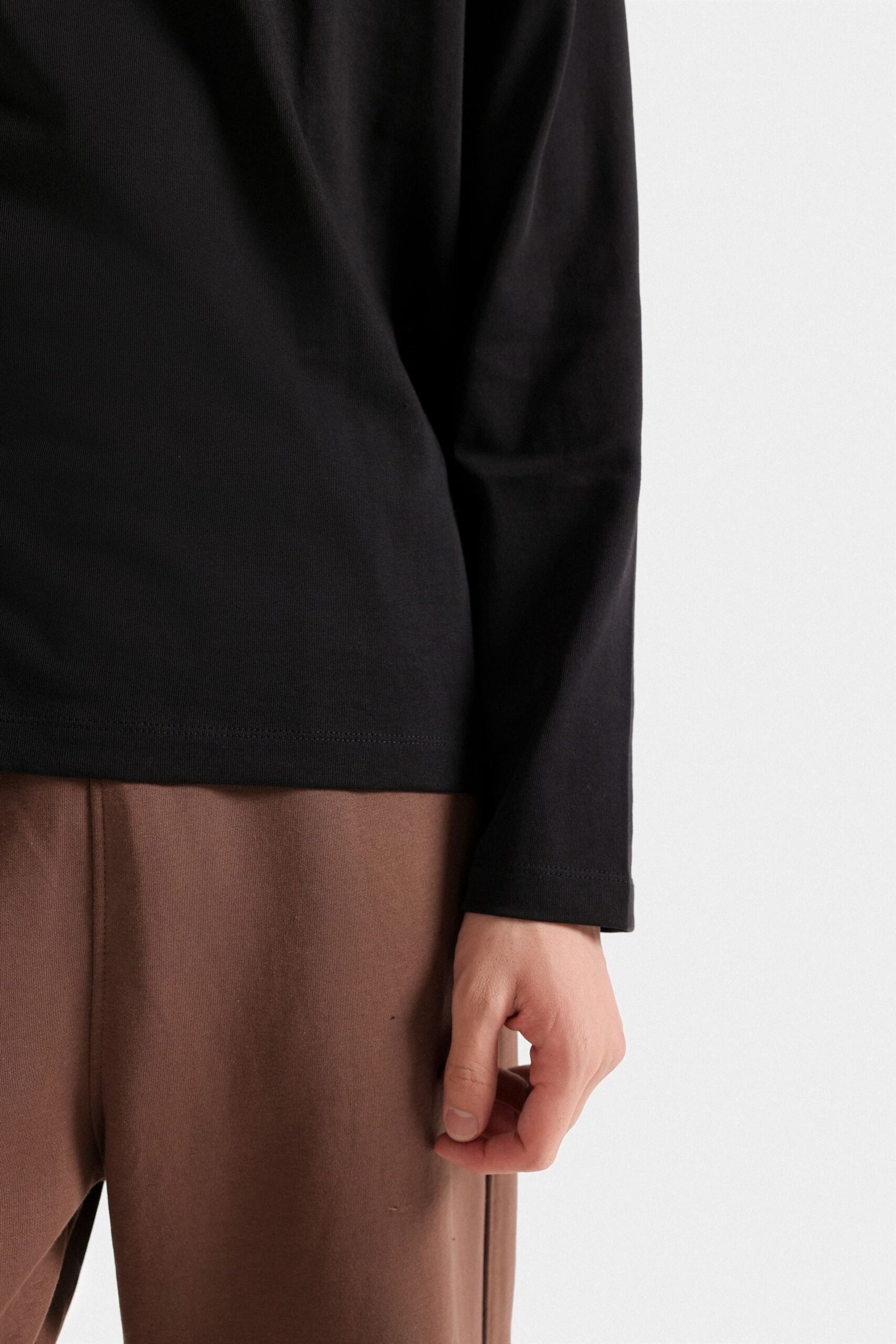 Basic Mock Neck T-Shirt - Image 9