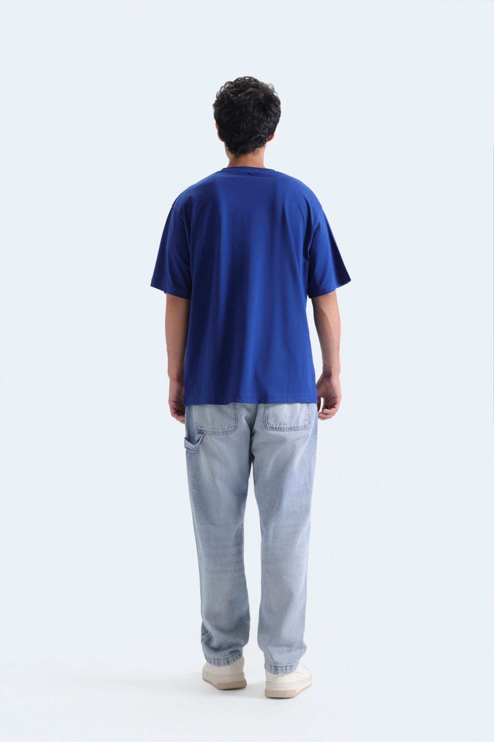 Graphic T-Shirt With Label Patch - Image 4