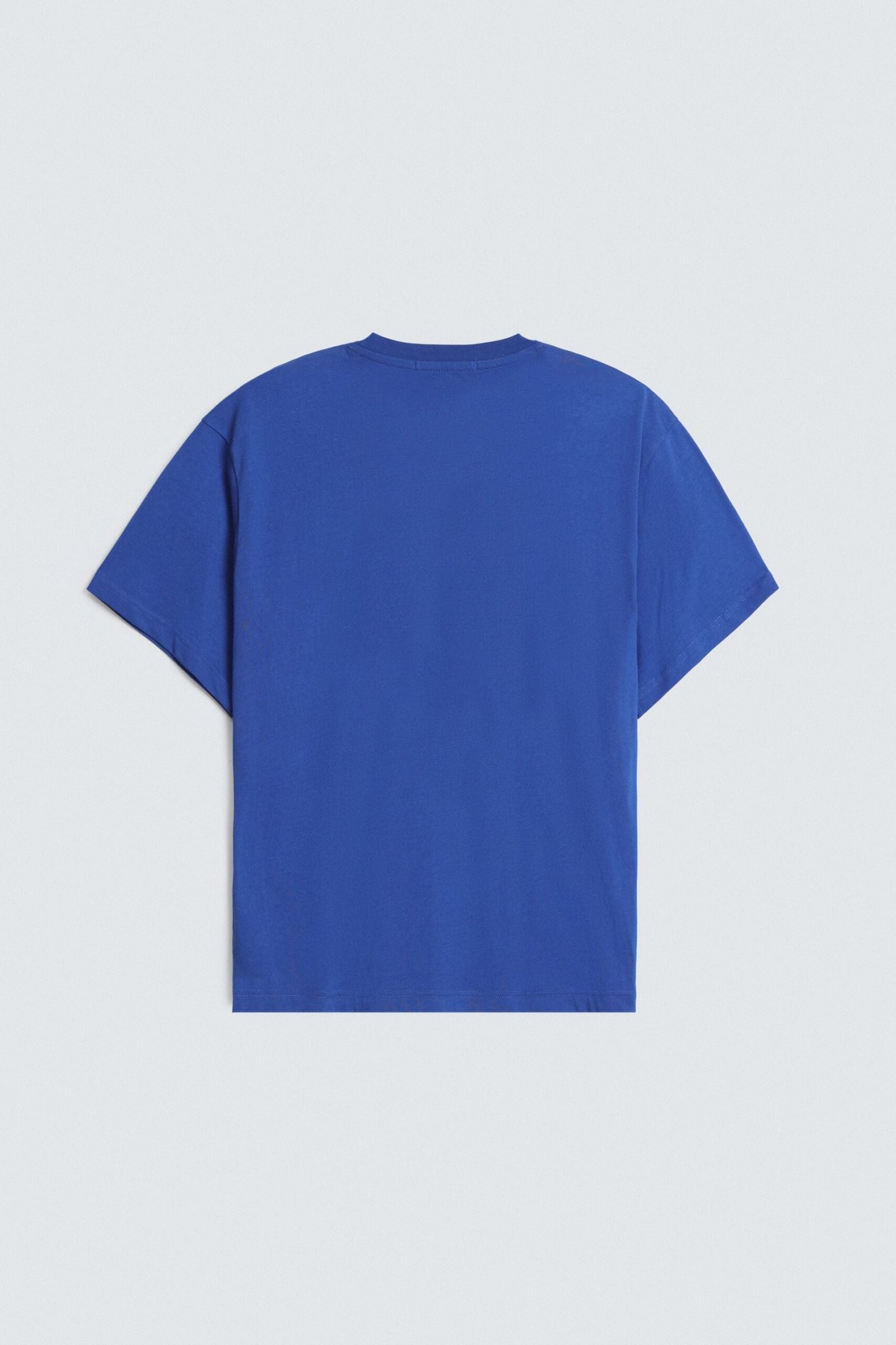 Graphic T-Shirt With Label Patch - Image 8