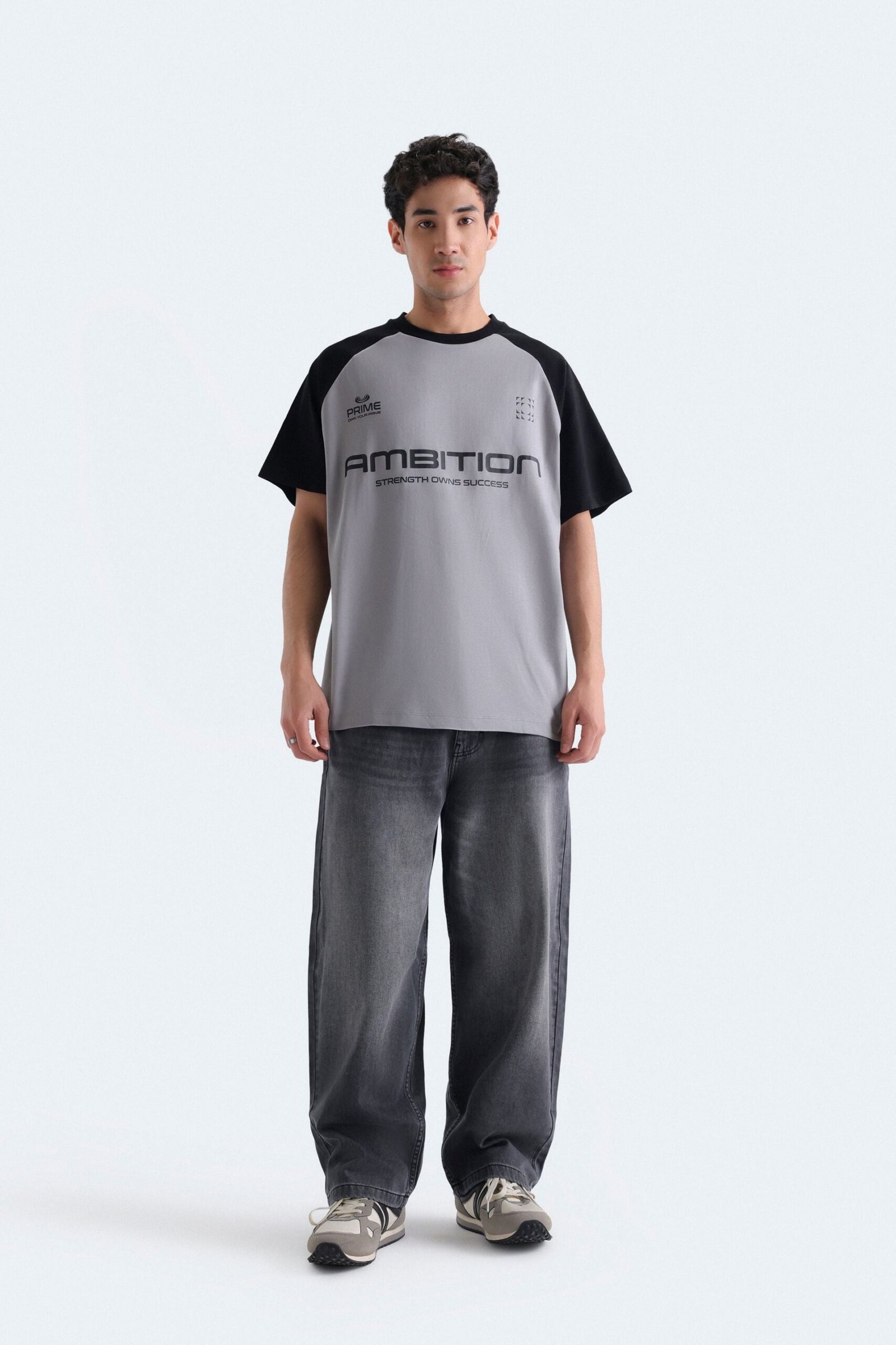 Color-Block Slogan Print T-Shirt - Image 8