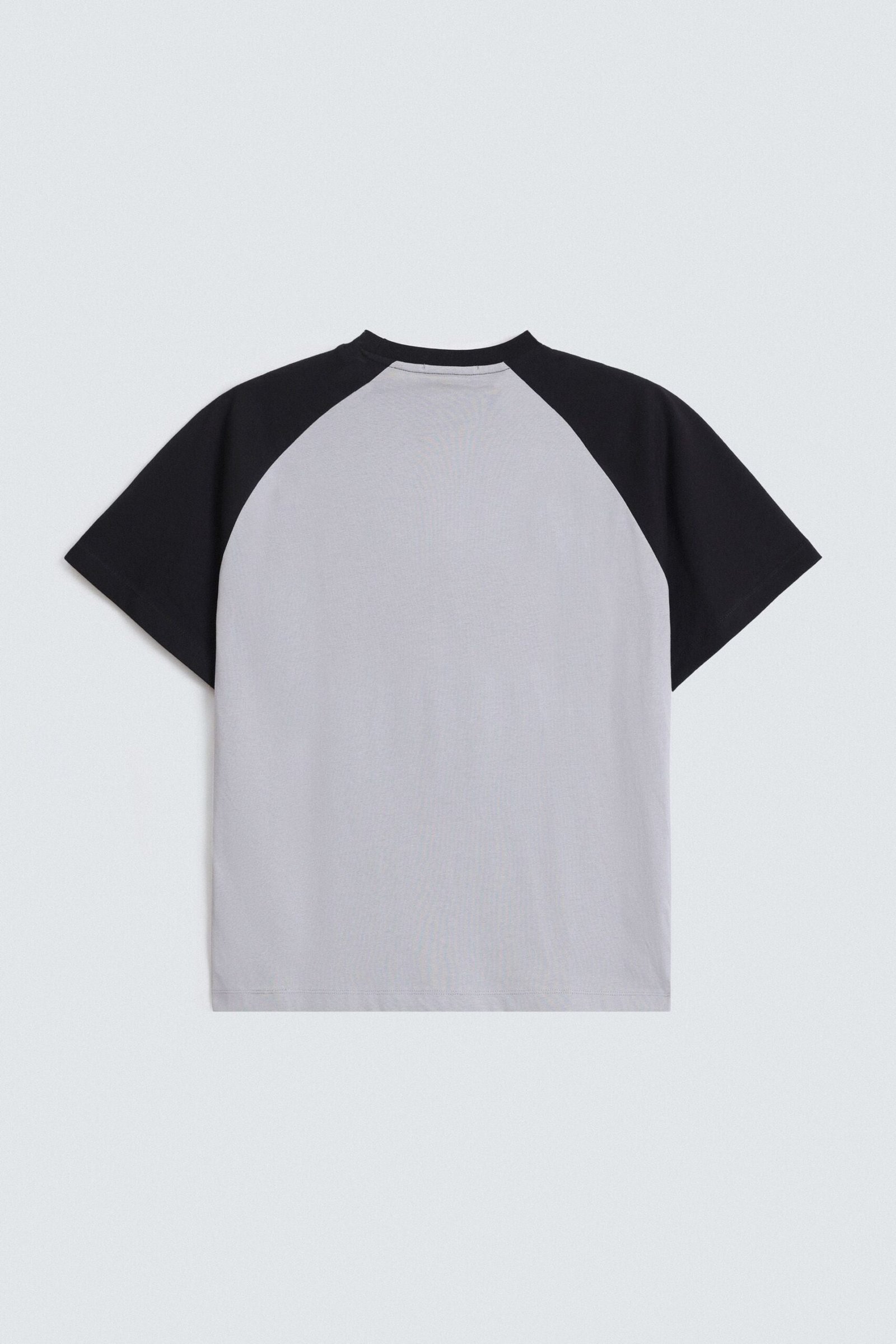 Color-Block Slogan Print T-Shirt - Image 14