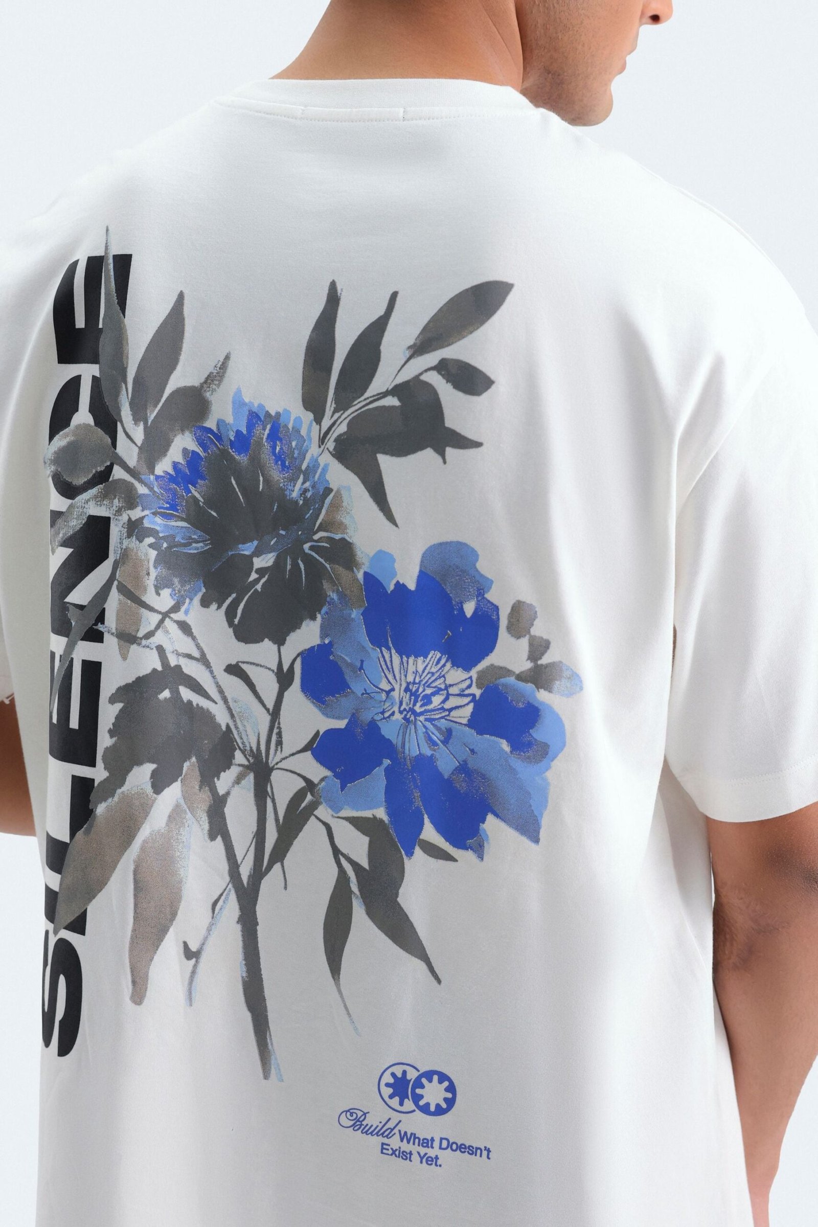 Graphic T-Shirt - Image 5
