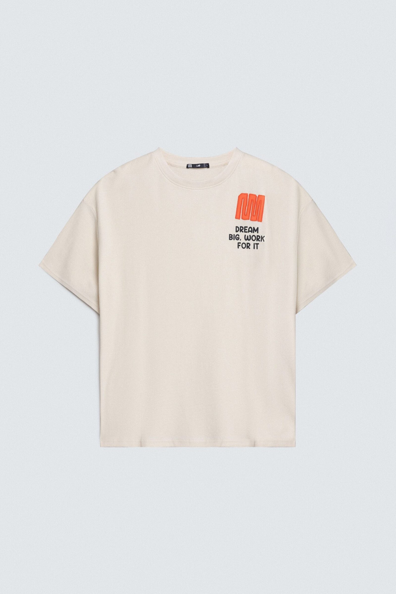 Embroidered Textured T-Shirt - Image 12