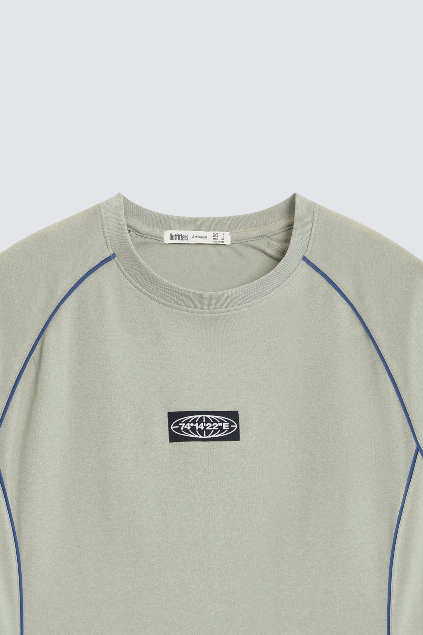 Raglan Sleeves T-Shirt With Label Patch - Image 6