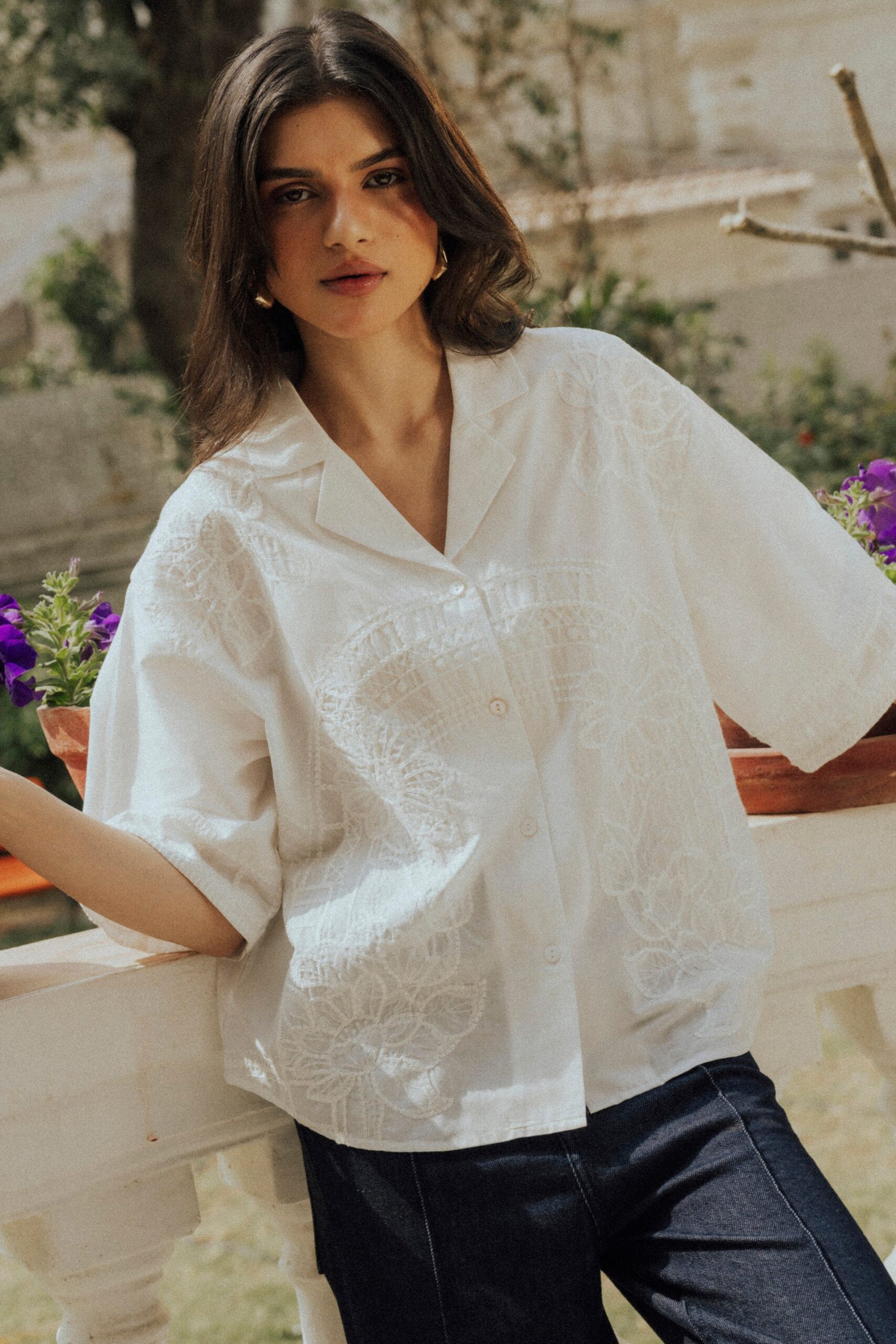 Cropped Embroidered Shirt - Image 9