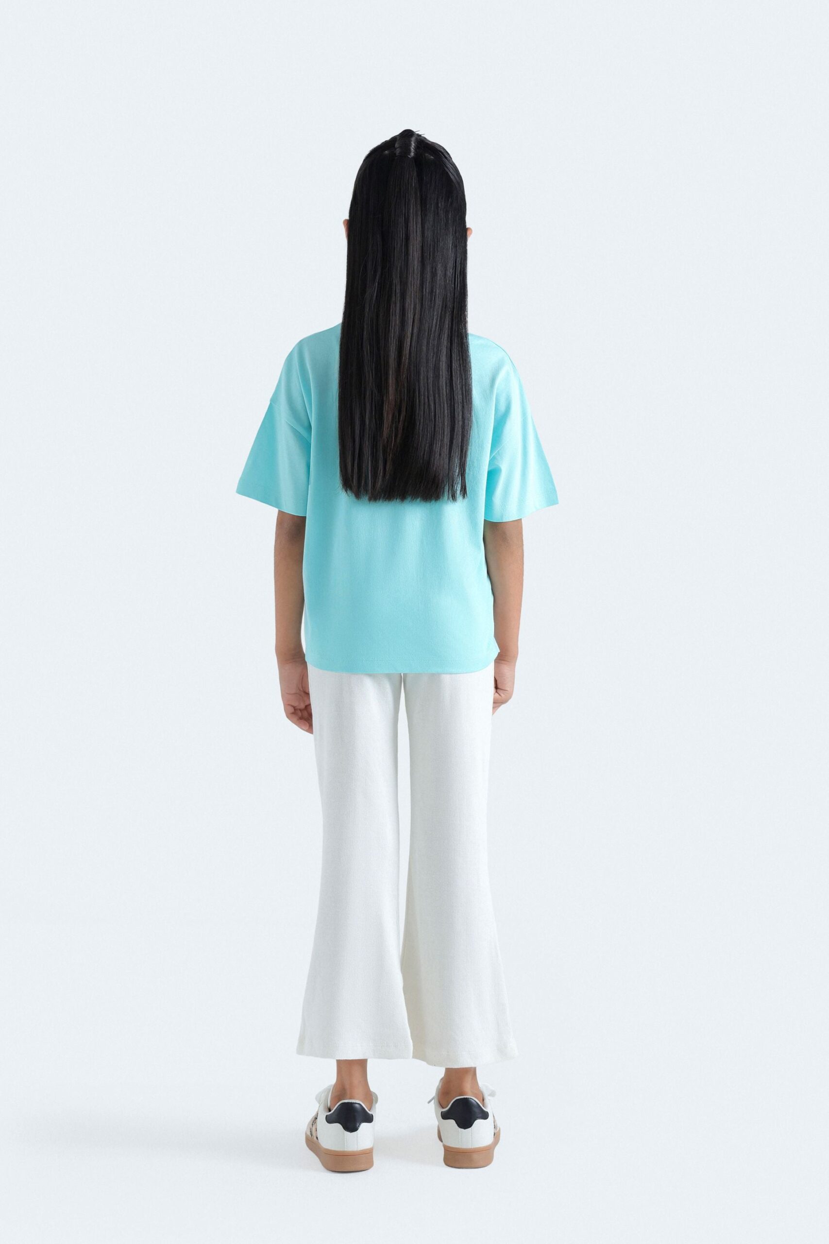 Cropped Character Graphic T-Shirt - Image 3
